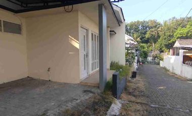 kontrakan murah, rumah kontrakan murah dekat SD budi mulia, rumah dekat mercubuana sedayu