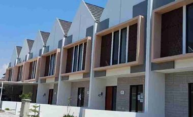 RUMAH MURAH SIAP HUNI DP 0 BEBAS BIAYA SELATAN SURABAYA