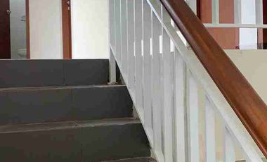 Rumah Semi furnish komplek elit Umbulharjo