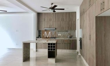 Amplia y hermosa casa en Aqua Residencial - 5 Recamaras