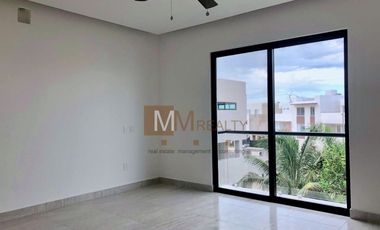 Amplia y hermosa casa en Aqua Residencial - 5 Recamaras