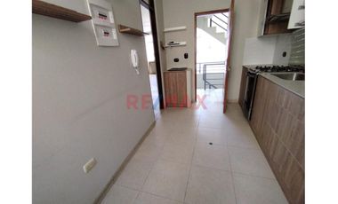 Alquilo Lindo Y Amplio Departamento En Urb. Country Club Av. Fortunato Chirichigno//ID:1158024