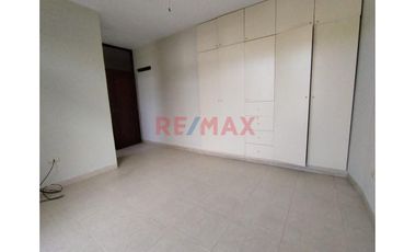 Alquilo Lindo Y Amplio Departamento En Urb. Country Club Av. Fortunato Chirichigno//ID:1158024