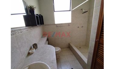 Alquilo Lindo Y Amplio Departamento En Urb. Country Club Av. Fortunato Chirichigno//ID:1158024