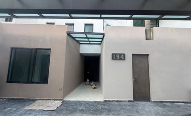 CASA EN RENTA DEN LOMAS DE LAS AMERICAS