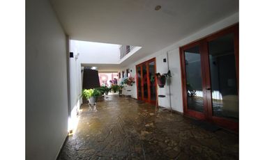 Venta De Casa Moderna En Av.Grau Sullana//ID:1157374