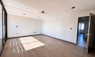 Casa en Venta en San Angel IV con Roof Garden y fogatero.