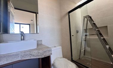 Casa en Venta en San Angel IV con Roof Garden y fogatero.