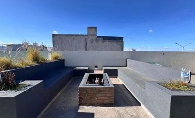Casa en Venta en San Angel IV con Roof Garden y fogatero.