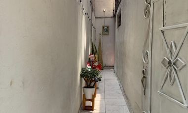 OCASION!!! VENDO CASA DE 3 PISOS MAS AZOTEAEN BREÑA LIMITE CON PUEBLO LIBRE