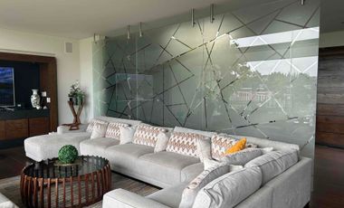 VILLAS.  DEL MESON VENDO ESPECTACULAR  RESIDENCIA CON VISTA AL LAGO