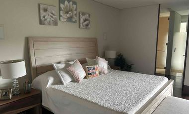 VILLAS.  DEL MESON VENDO ESPECTACULAR  RESIDENCIA CON VISTA AL LAGO