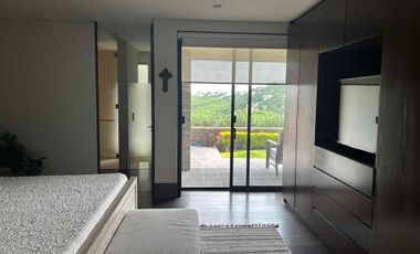 VILLAS.  DEL MESON VENDO ESPECTACULAR  RESIDENCIA CON VISTA AL LAGO