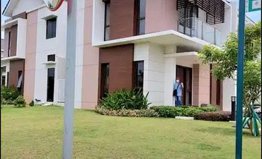 HOEK MEWAH MURAH !! Luas 193 Rumah Cluster Summarecon Bekasi