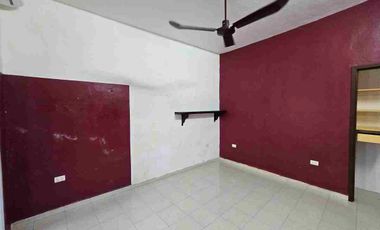 CASA A 2 CUADRAS DE PASEO DE MONTEJO, LISTA PARA ESCRITURAR