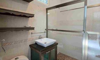 CASA A 2 CUADRAS DE PASEO DE MONTEJO, LISTA PARA ESCRITURAR