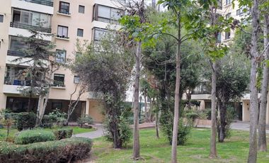 Dpto en Venta en Las Condes 2D2B1E1B cercano al Portal La Reina