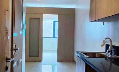Pre selling condo 1 bedroom near Terminal 1 in Parañaque