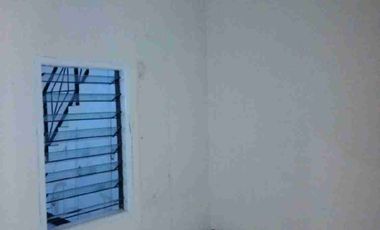 Dikontrakkan Wiguna harga terjangkau semi furnished