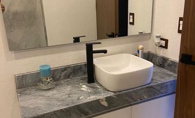 Rento precioso loft amueblado de 1 recamara en Torre Bagá zona Angelopolis y Tec. de Monterrey sobre Via Atlixcayotl cochera dos autos $15,000