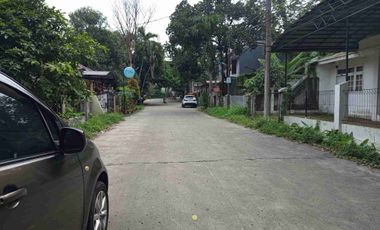 Jual tanah bonus bangunan dalam komplek, lokasi strategis dekat pintu tol brigif,