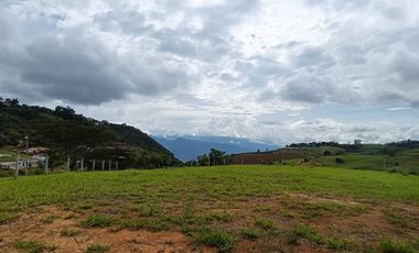 VENTA DE PARCELA EN CONJUNTO MESA DE LOS SANTOS