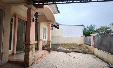 Rumah Luas Row Jalan Lebar di Harapan Indah Bekasi