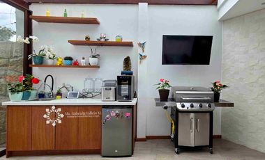 EN VENTA - MODERNA Y AMPLIA CASA DE 4 HABITACIONES