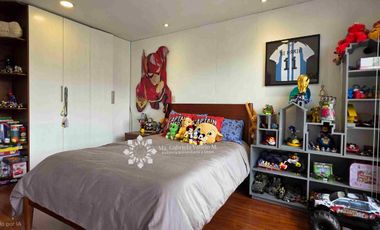 EN VENTA - MODERNA Y AMPLIA CASA DE 4 HABITACIONES