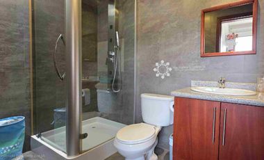 EN VENTA - MODERNA Y AMPLIA CASA DE 4 HABITACIONES