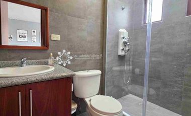 EN VENTA - MODERNA Y AMPLIA CASA DE 4 HABITACIONES