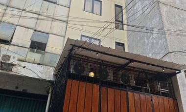 Dijual Cepat Kost Jembatan Lima, Lokasi Strategis, Total 20 Kamar