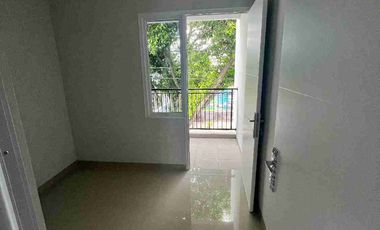 Jual cepat rumah baru 2 lantai harga murah depok margonda