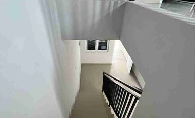 Jual cepat rumah baru 2 lantai harga murah depok margonda