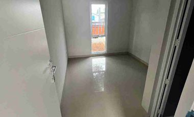 Jual cepat rumah baru 2 lantai harga murah depok margonda