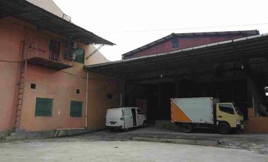 Dijual Gudang akses kontainer 40 ft LT 4335 LB 2627 di pinggir jl raya jatiasih dekat akses tol Joor