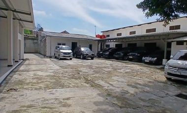 Disewakan Luas tanah 2700m2 untuk Klinik Kesehatan, Sekolah PlayGroup di Condet