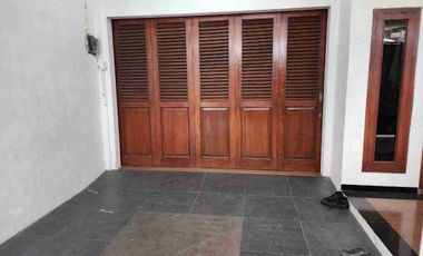 Rumah Bagus 2Lt Semi Furnish Dekat Solo Square Mall