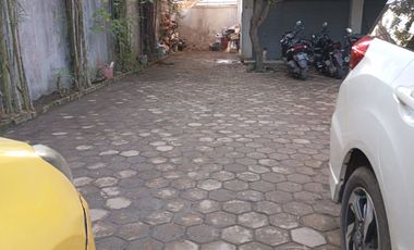 JUAL CEPAT KOST AKTIF TERISI FULL SANGAT COCOK UNTUK INVESTASI LOKASI SANGAT SUPER STRATEGIS DEKAT KAWASAN KAMPUS & PERKANTORAN DI KOTA BANDUNG