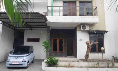 Dijual Rumah di Perumahan Elit 2 lantai sangat strategis