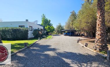 VENTA MODERNA LUMINOSA CASA EN COND. CHICUREO LOS INGLESES
