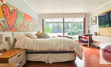 VENTA MODERNA LUMINOSA CASA EN COND. CHICUREO LOS INGLESES