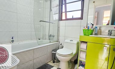 VENTA MODERNA LUMINOSA CASA EN COND. CHICUREO LOS INGLESES