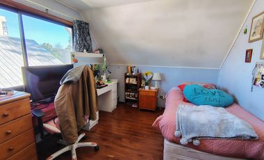 2 Amplias Casas en Villa del Rey $ 290.000.000.-