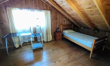 2 Amplias Casas en Villa del Rey $ 290.000.000.-