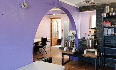 En Venta Casa Ampliada y Remodelada, Sector La Tortuga