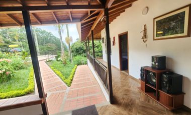 🏡 VENTA DE ESPECTACULAR CASAFINCA CAMPESTRE EN COMBIA – PEREIRA 🌿