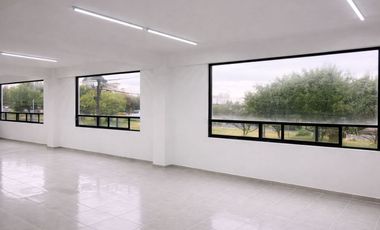 Edificio Ejecutivo con Oficinas Equipadas y Roof Garden Potencial Adolfo Lope Mateos no. 48  — Oportunidad Única