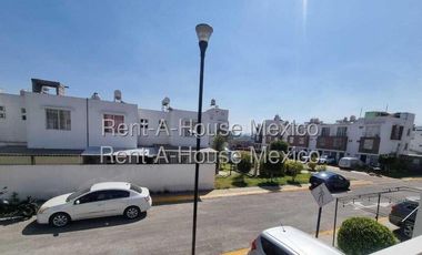 Casa en Venta en El Laurel, Coacalco  de Berrioazabal