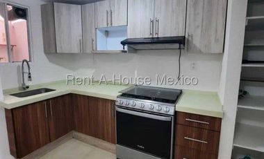 Casa en Venta en El Laurel, Coacalco  de Berrioazabal